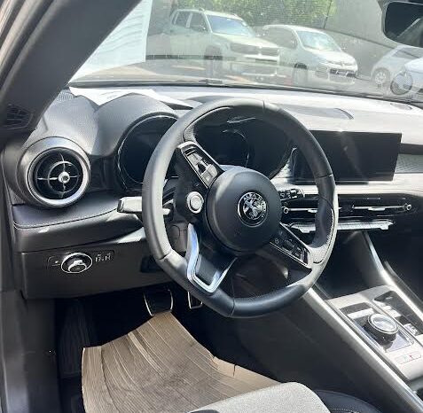 Alfa Romeo Tonale full